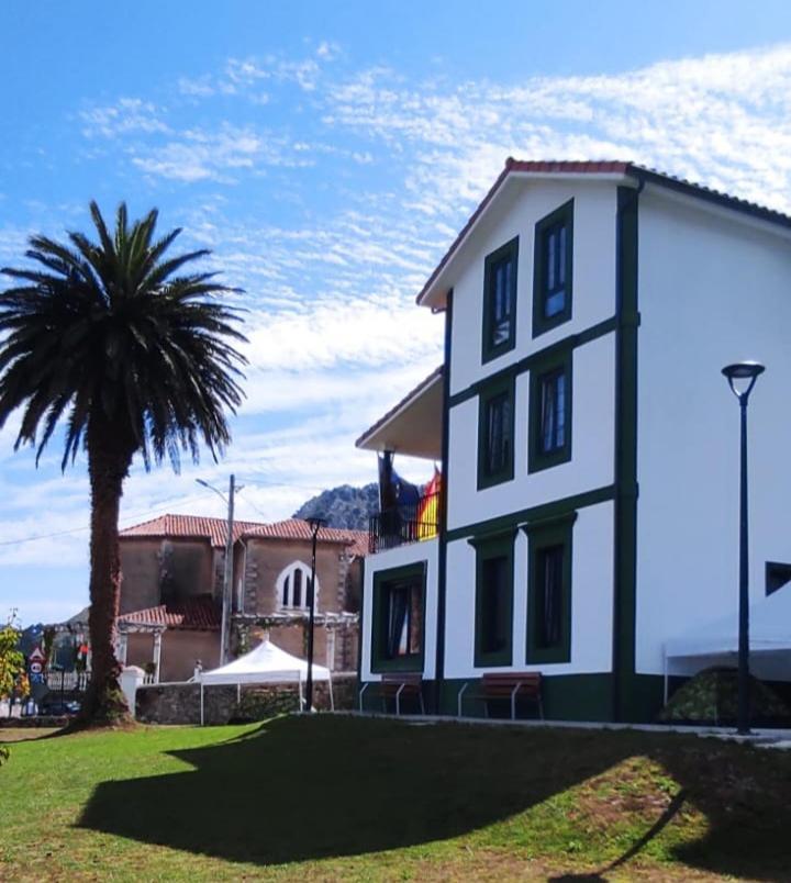 Albergue De Santullan Castro Urdiales Dış mekan fotoğraf